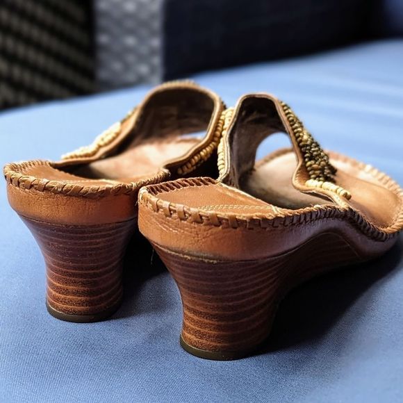 Clarks Artisan Beaded Leather Slip On Wedge 2.5in Heel Sandals Empress Tan Boho - Picture 9 of 13